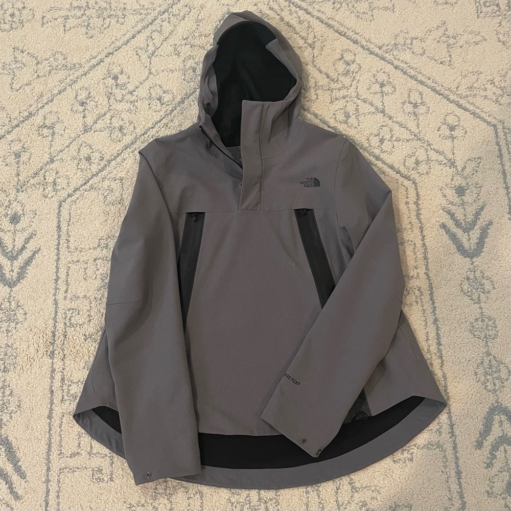 The North Face Women’s GORE-TEX Pullover Shell